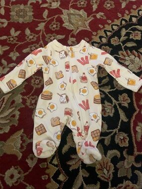 wonder nation Cream Breakfast-Print Footed One-Piece Pajamas